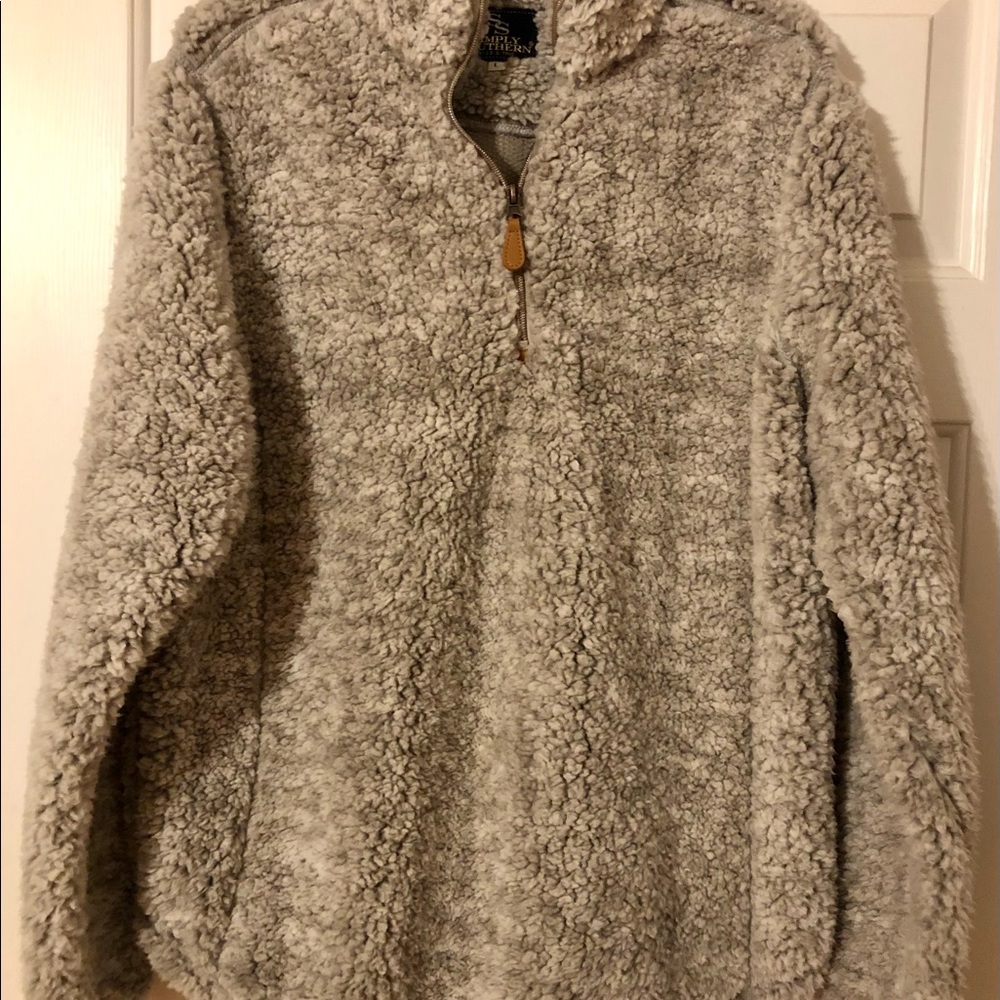 Simple Southern pullover